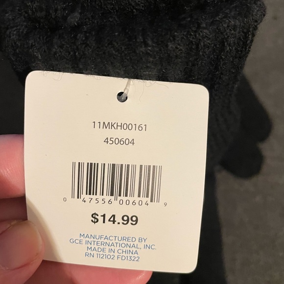 winter essentials Fuzzy inside, warm texting winter black gloves-NWT - Picture 6 of 6